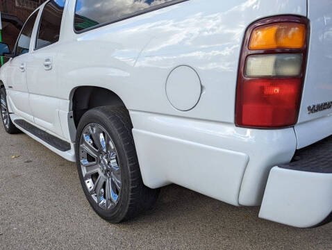 2003 GMC Yukon XL Denali