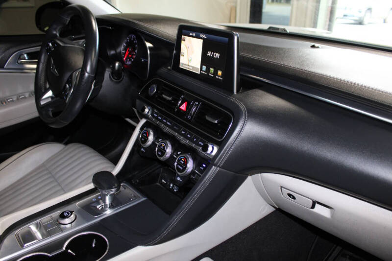 2019 Genesis G70