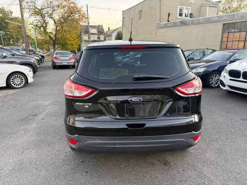 2014 Ford Escape S