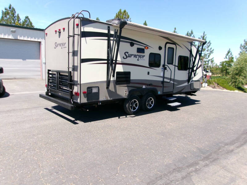 2016 Forest River Surveyor 220RBS