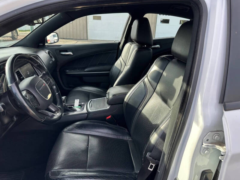 2019 Dodge Charger SXT