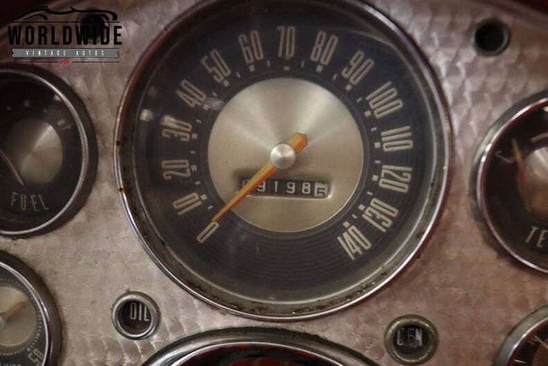 1957 Ford Thunderbird