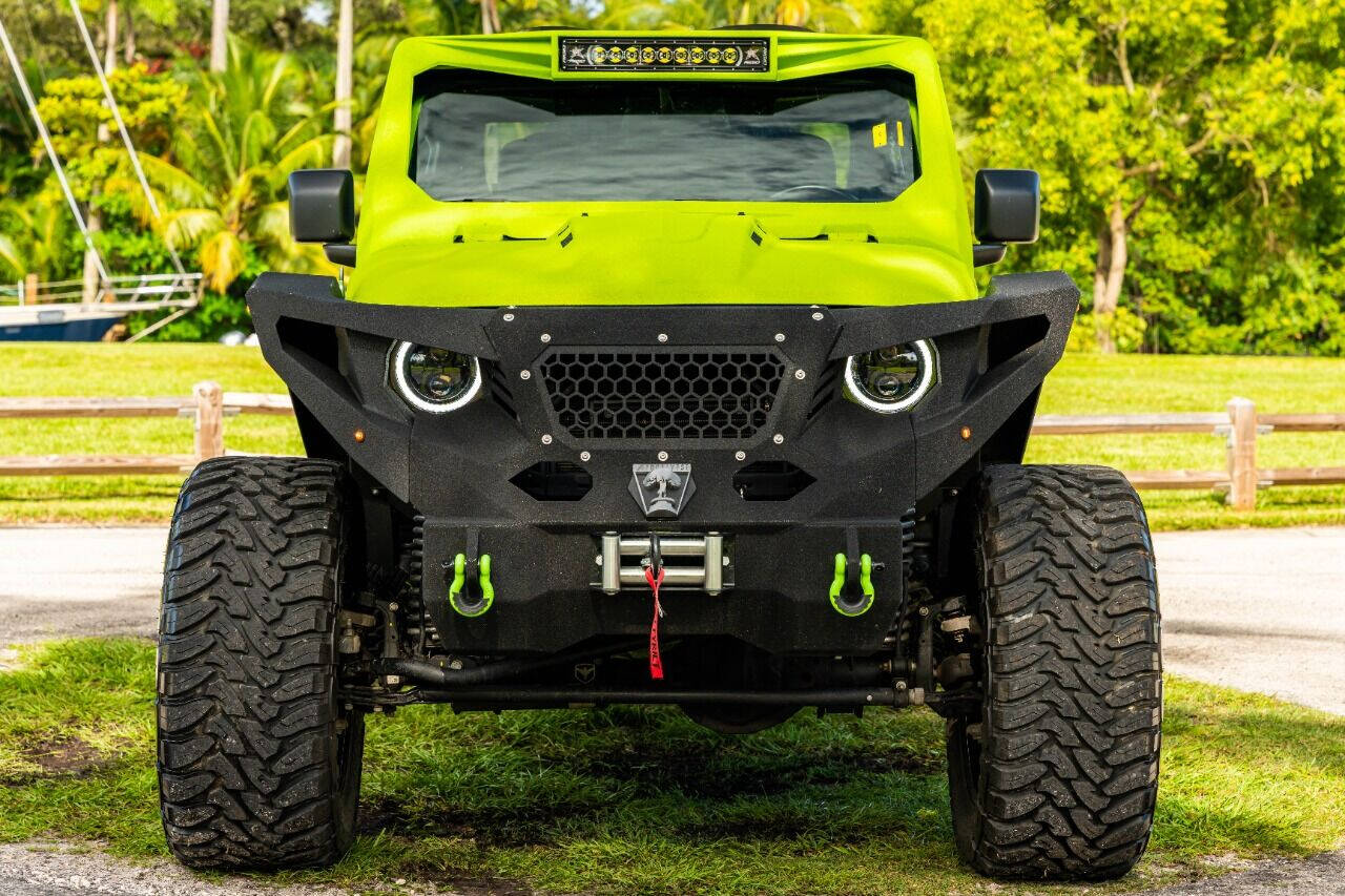 2022 JEEP Gladiator Pickup - $147,995