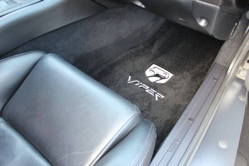 2000 Dodge Viper RT/10