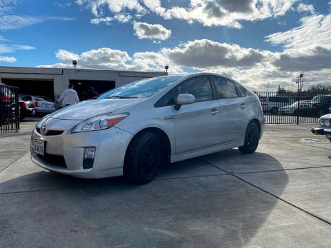 2010 Toyota Prius for sale at ALI'S AUTO GALLERY LLC in Sacramento CA