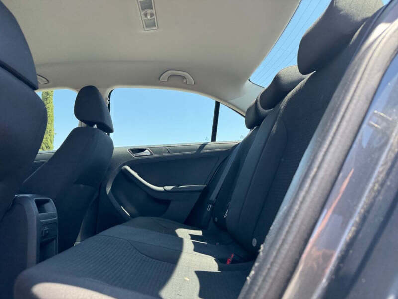 2015 Volkswagen Jetta