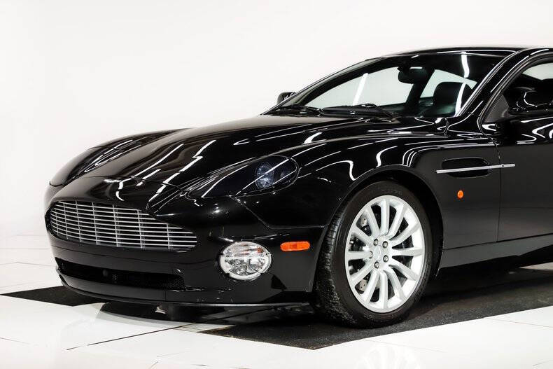 2003 Aston Martin V12 Vanquish