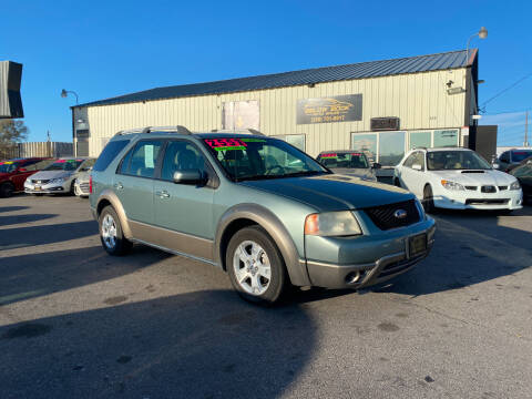 2006 Ford Freestyle for sale at BELOW BOOK AUTO SALES in Idaho Falls ID