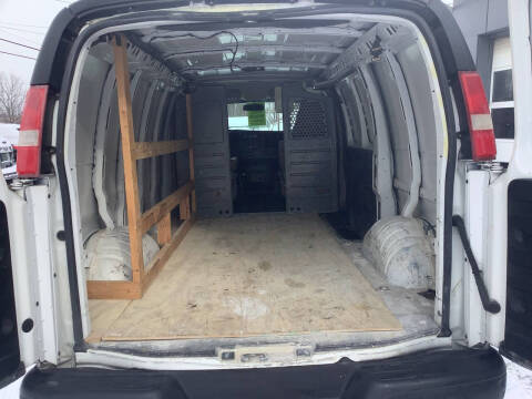 2017 Chevrolet Express 2500