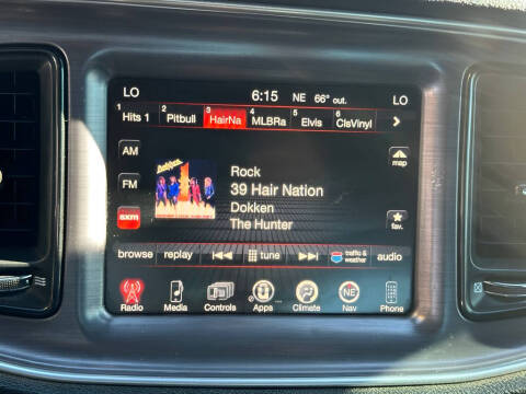 2015 Dodge Challenger R/T Shaker