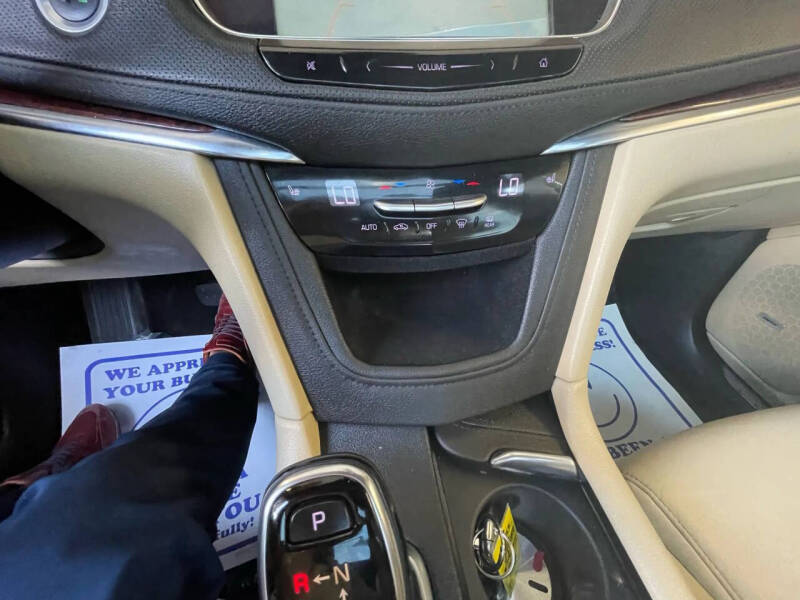 2018 Cadillac XT5 Luxury