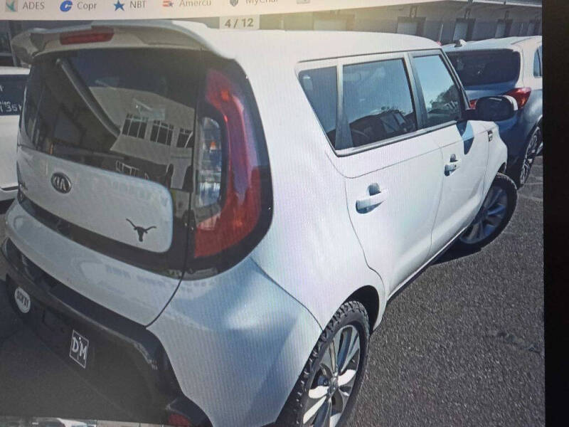 2016 Kia Soul +
