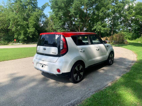 2017 Kia Soul +