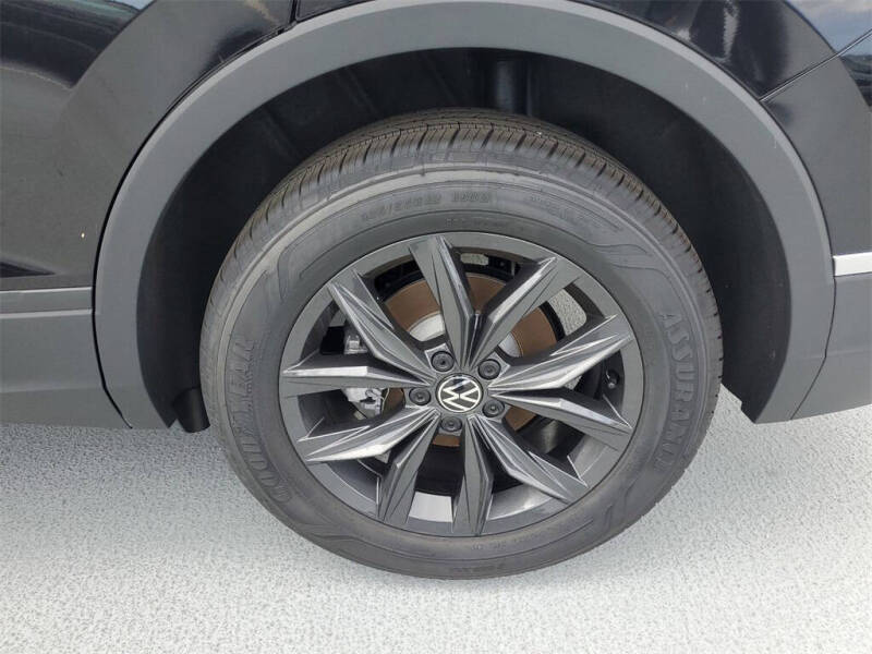 2024 Volkswagen Tiguan SE