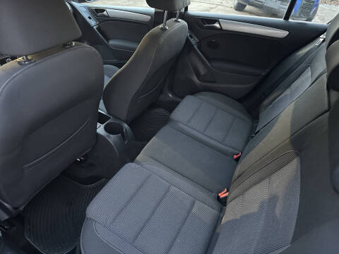 2011 Volkswagen Golf 2.5L