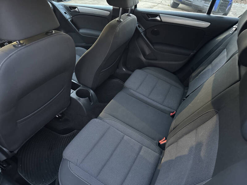 2011 Volkswagen Golf 2.5L