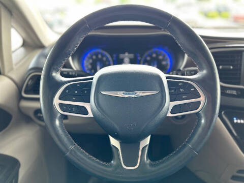 2019 Chrysler Pacifica Touring L