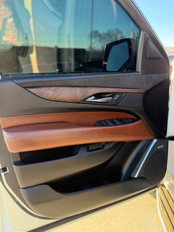 2015 Cadillac Escalade Premium