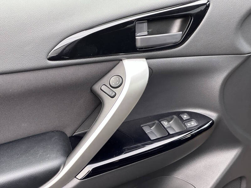 2026 Mitsubishi Eclipse Cross LE