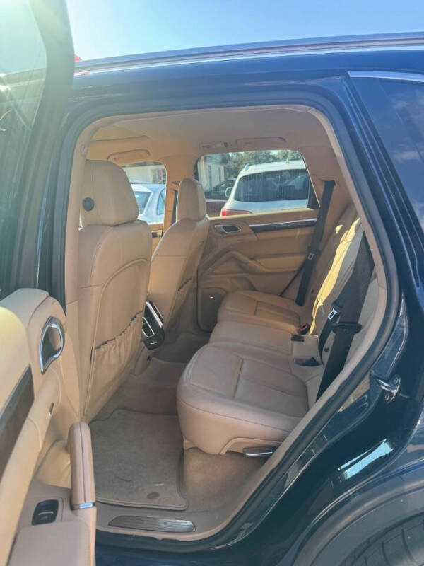 2011 Porsche Cayenne S