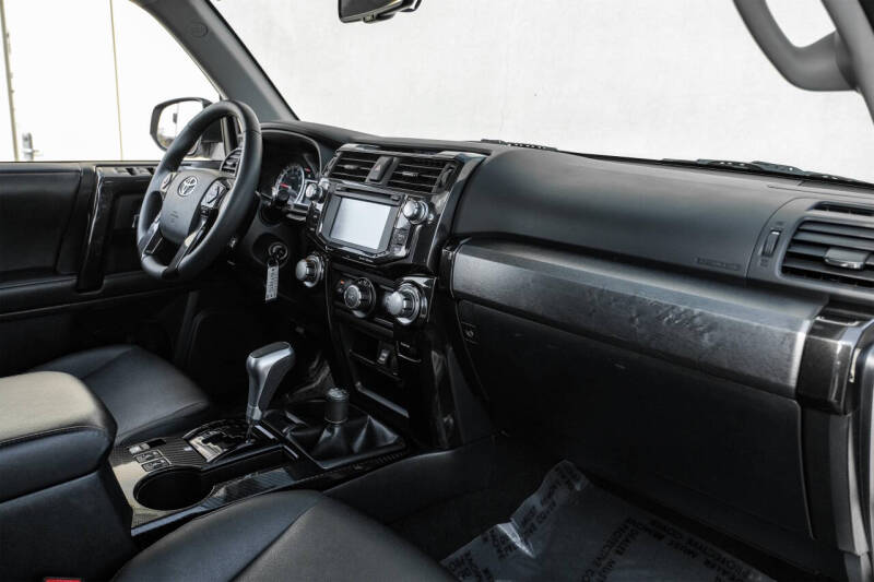 2019 Toyota 4Runner TRD Off-Road Premium