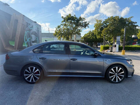 2018 Volkswagen Passat V6 GT