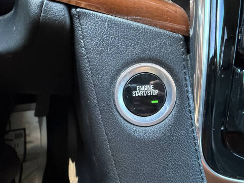2017 Cadillac Escalade Standard