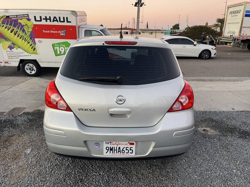 2012 Nissan Versa 1.8 S