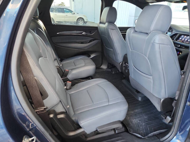 2023 Buick Enclave Essence