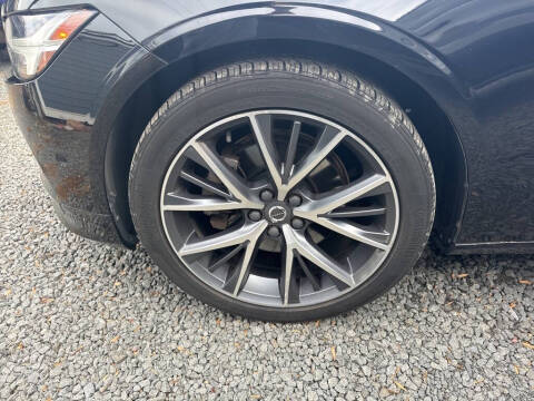 2018 Volvo S90 T5 Momentum