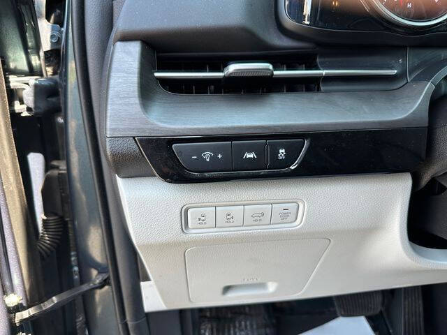 2024 Kia Carnival EX