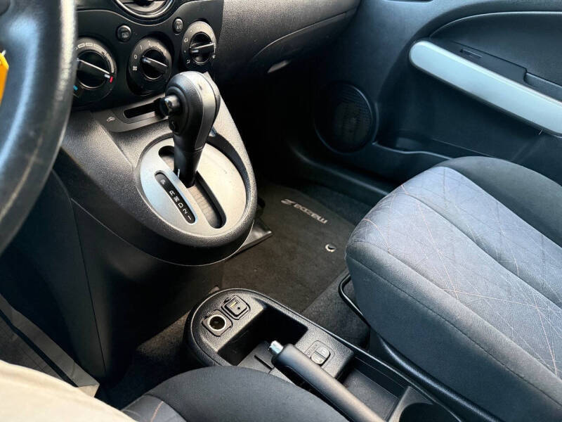 2014 Mazda MAZDA2 Sport