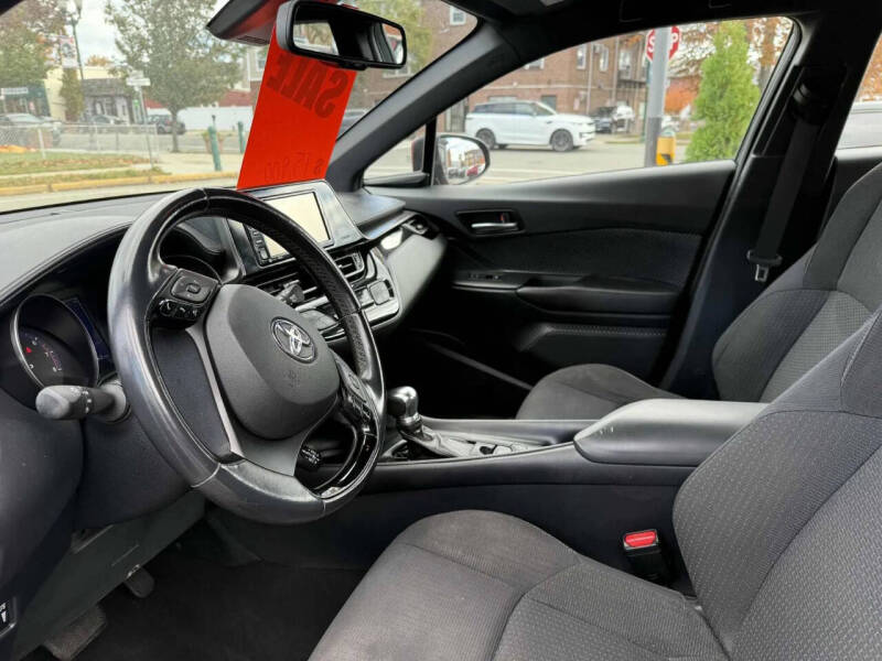 2018 Toyota C-HR XLE Premium