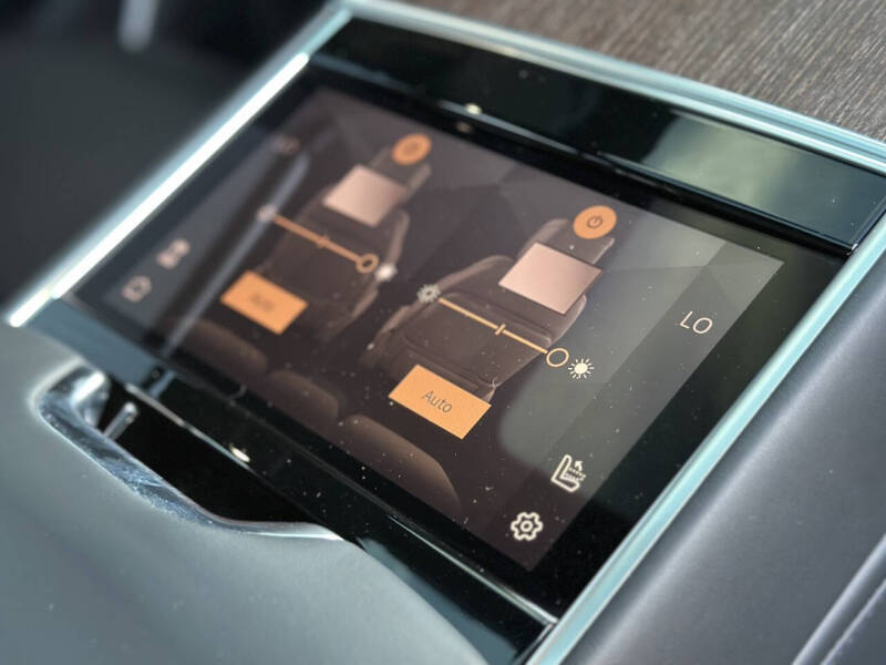 2023 Land Rover Range Rover P530 Autobiography