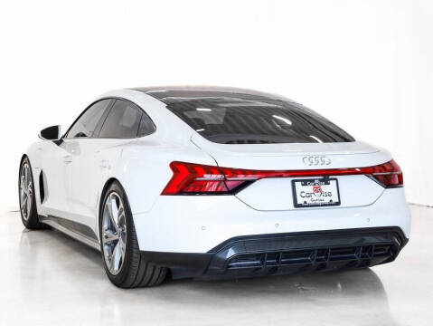 2022 Audi e-tron GT quattro Premium Plus