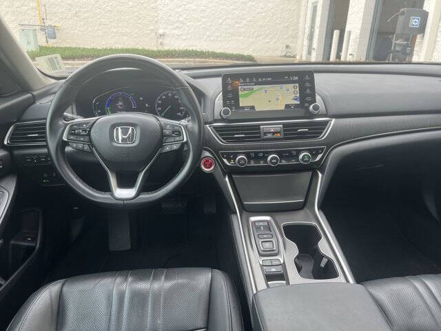 2022 Honda Accord Hybrid Touring