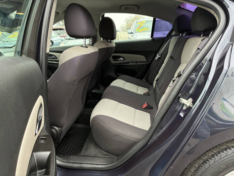 2014 Chevrolet Cruze LS Auto