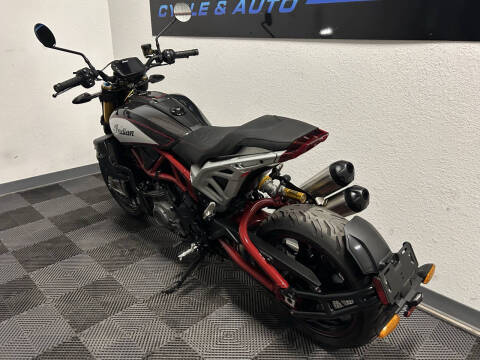2022 Indian FTR CARBON