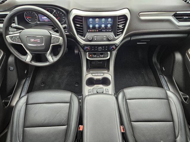 2022 GMC Acadia SLT