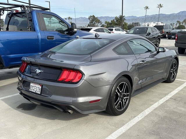 2021 Ford Mustang EcoBoost