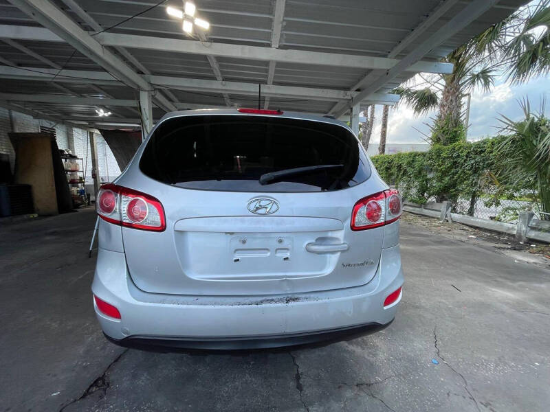 2011 Hyundai Santa Fe GLS