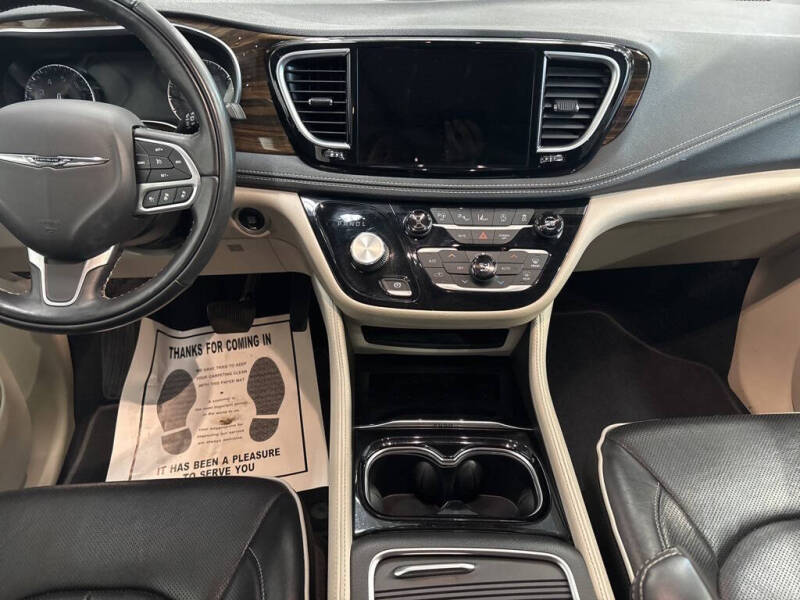 2022 Chrysler Pacifica Limited