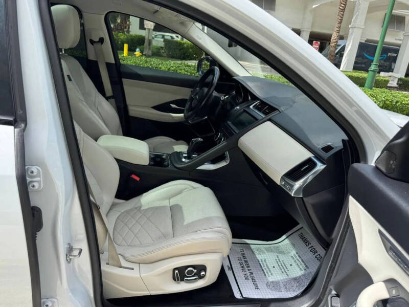 2019 Jaguar E-PACE P250 SE