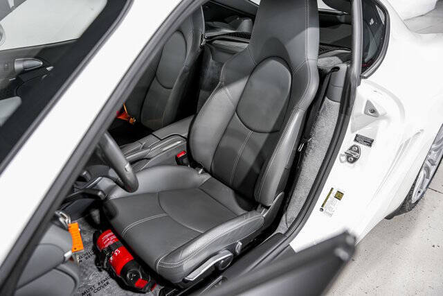 2010 Porsche Cayman S