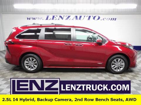 2021 Toyota Sienna for sale at LENZ TRUCK CENTER in Fond Du Lac WI
