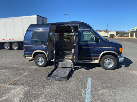 2006 Ford E-Series for sale at BT Mobility LLC in Wrightstown NJ