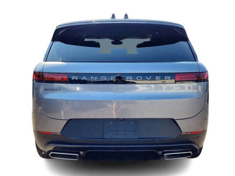 2025 Land Rover Range Rover Sport P360 SE