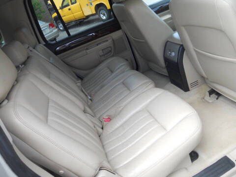 2005 Lincoln Aviator Luxury