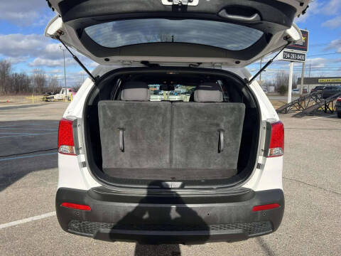 2011 Kia Sorento LX