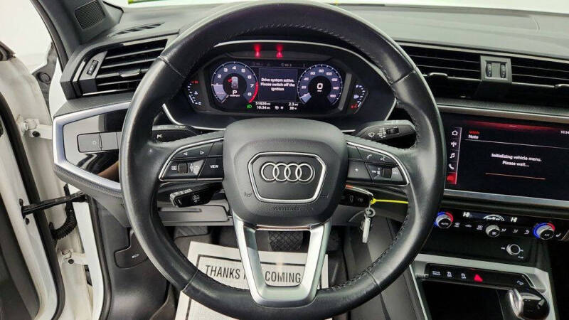 2020 Audi Q3 quattro Premium 45 TFSI